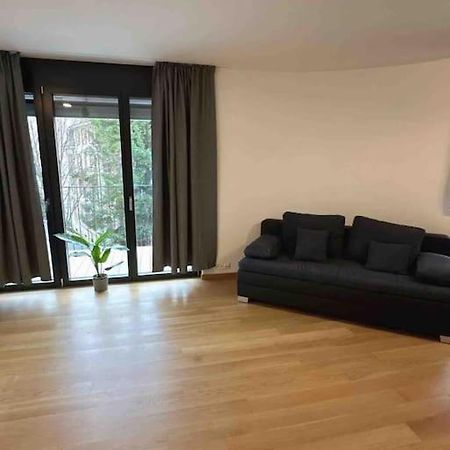 Neubau In Zuerich Oerlikon Apartment Luaran gambar
